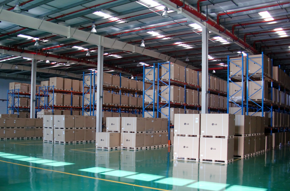 RHS Logistics warehouse